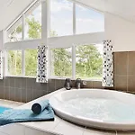 5 Star Holiday Home In Blavand 펜션 Blåvand