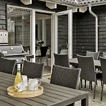 5 Star Holiday Home In Blavand * Blåvand