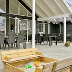 5 Star Holiday Home In Blavand * Blåvand