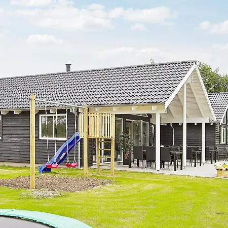 Ferienhaus 18 Person In Bl Vand *