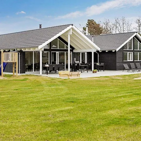 5 Star Holiday Home In Blavand 펜션 Blåvand